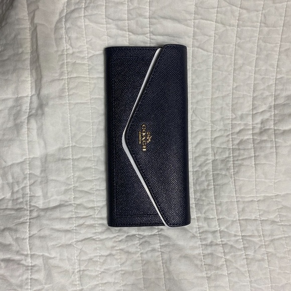 Coach Wallet - Picture 5 of 6